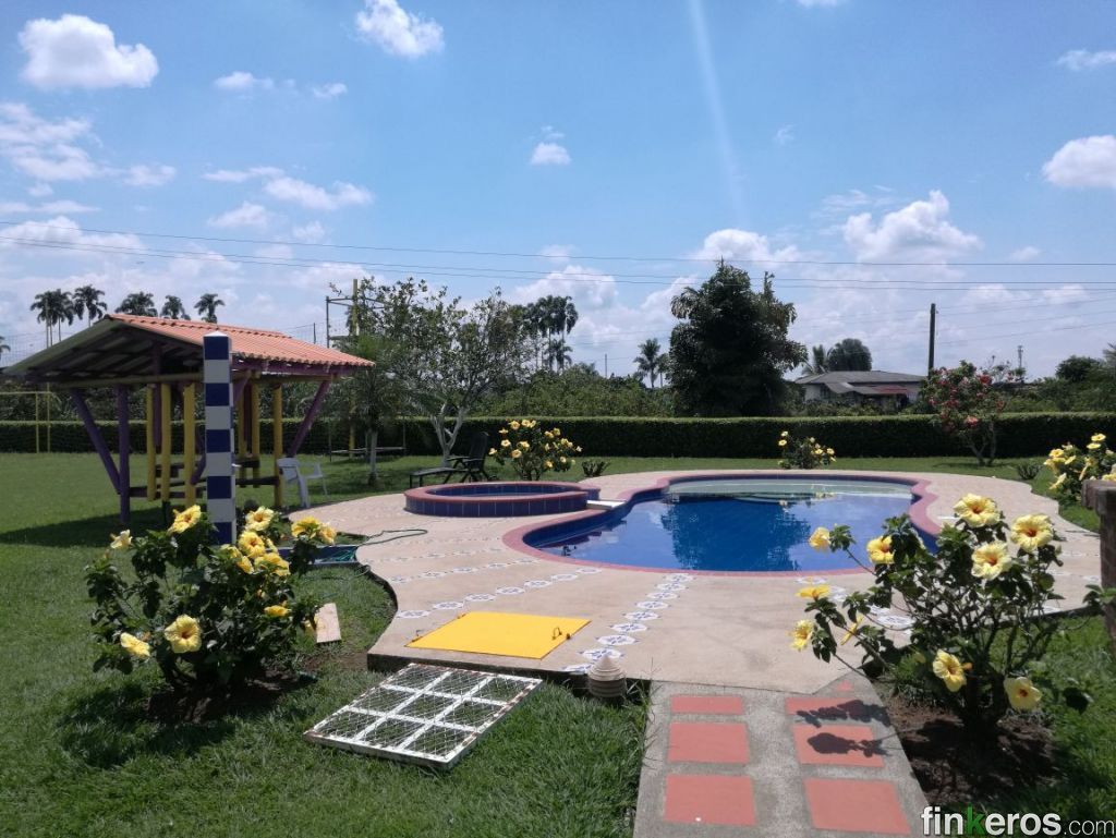 VENDO HERMOSA FINCA EN COMBIA - Finca en Pereira, Risaralda